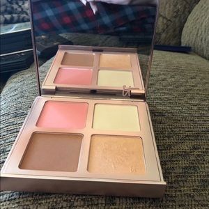 It Cosmetics Je Ne Said Quoi